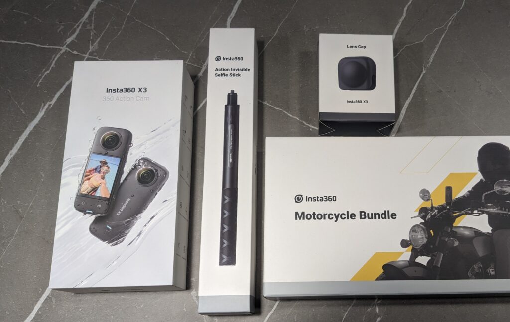 Una serie di accessori tecnici e smart per affrontare i nostri viaggi in moto. Drone DJI MAVIC MINI 2 SE, Insta 360 X3, Fujifilm x-t30, casco Shark, casco Scorpion, Casco HJC